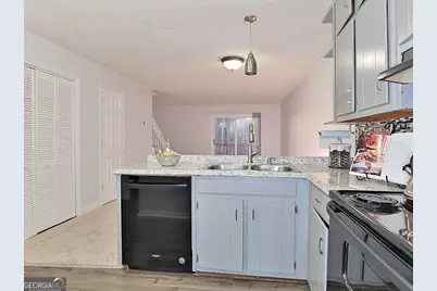 123-125 Curtis Road, Lawrenceville, GA 30046 - Photo 4
