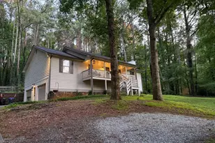 417 Sweetgum Dr, Woodstock, GA 30188 - Photo 2