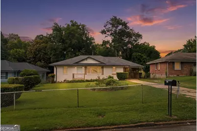 2101 East Drive, Decatur, GA 30032 - Photo 1
