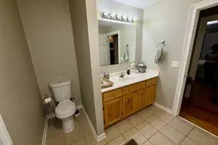 70 Park St, Lavonia, GA 30553 - Photo 22