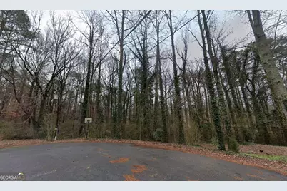 6166 S Skyline Drive, Douglasville, GA 30135 - Photo 2