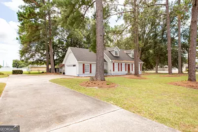 4484 Central Avenue, Waycross, GA 31503 - Photo 2