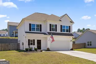 637 Collington Cir, Dalton, GA 30721 - Photo 2