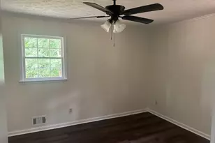 110 Thomas St, Griffin, GA 30224 - Photo 10