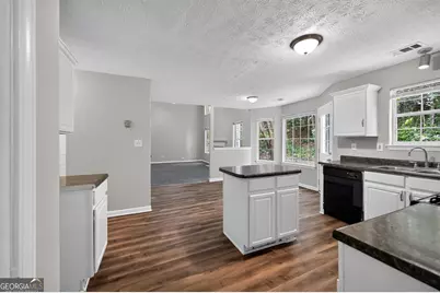 3409 Fieldstone Trace, Ellenwood, GA 30294 - Photo 6