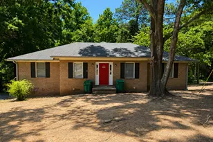 1921 Karen Cir, Milledgeville, GA 31061 - Photo 1
