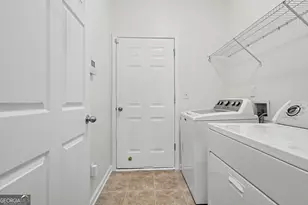 31 Thomaston St, Newnan, GA 30263 - Photo 40