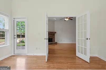 31 Thomaston Street, Newnan, GA 30263 - Photo 16