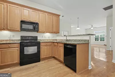 31 Thomaston Street, Newnan, GA 30263 - Photo 34