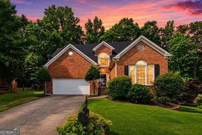 2707 Glenrose Hill, Atlanta, GA 30341 - Photo 2