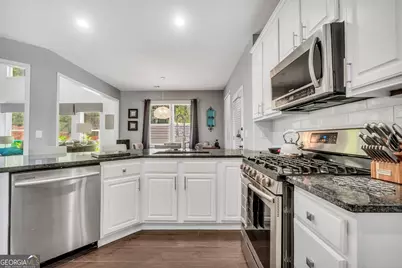 7093 Sweetwater Valley, Stone Mountain, GA 30087 - Photo 18