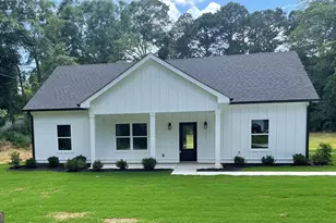 90 Baker Ln, Oxford, GA 30054 - Photo 1