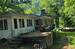 1045 Peyton Rd SW, Atlanta, GA 30311 - Photo 2