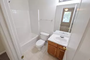 220 Fox Creek Blvd, Woodstock, GA 30188 - Photo 10