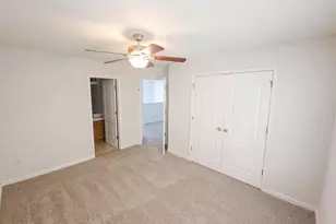 220 Fox Creek Blvd, Woodstock, GA 30188 - Photo 4