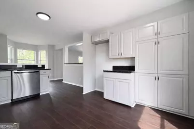 5356 Biffle Road, Stone Mountain, GA 30088 - Photo 2
