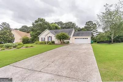 304 Ron Drive, Bethlehem, GA 30620 - Photo 4