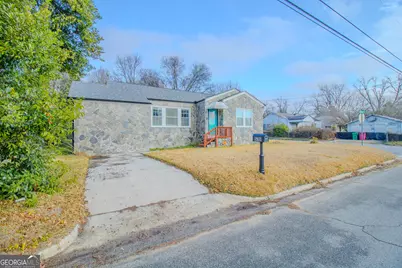 579 Lynmore Avenue, Macon, GA 31206 - Photo 2