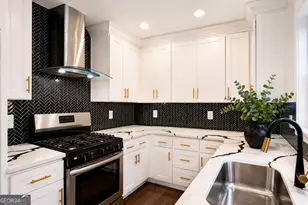 1654 Hadlock St SW, Atlanta, GA 30311 - Photo 6