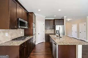 2901 Canyon Glen Way, Dacula, GA 30019 - Photo 4