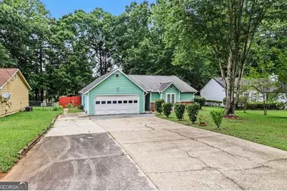 8780 Ansley Way, Jonesboro, GA 30238 - Photo 2