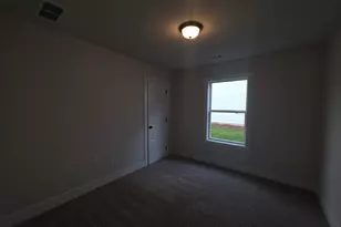 214 Lake Meadows Dr, Winder, GA 30680 - Photo 4