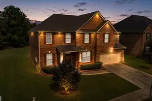 3256 Alhambra Cir, Hampton, GA 30228 - Photo 2
