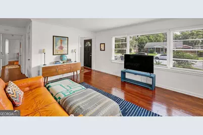 1423 E 40th Street, Savannah, GA 31404 - Photo 4