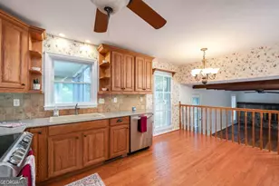 721 Dorsey Cir SW, Lilburn, GA 30047 - Photo 6