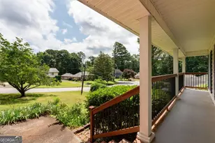 721 Dorsey Cir SW, Lilburn, GA 30047 - Photo 2