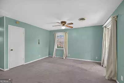55 E Greenwood Drive, Carrollton, GA 30117 - Photo 6