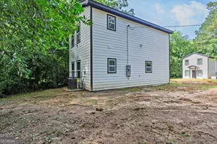 2741 Village Green Dr, Macon, GA 31206 - Photo 4