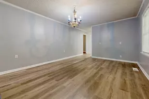 1001 Darling Ave, Waycross, GA 31501 - Photo 2