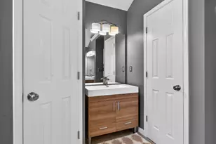 807 Edgeley Ln, Lawrenceville, GA 30044 - Photo 48