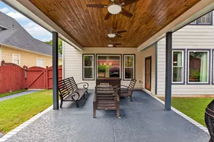 807 Edgeley Ln, Lawrenceville, GA 30044 - Photo 4
