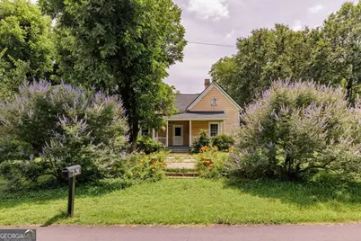 48 Georgia Avenue, Comer, GA 30629 - Photo 2