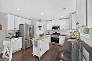 5912 Park Bay Ct, Flowery Branch, GA 30542 - Photo 20