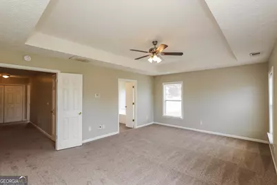 8931 Crestview Circle, Union City, GA 30291 - Photo 10