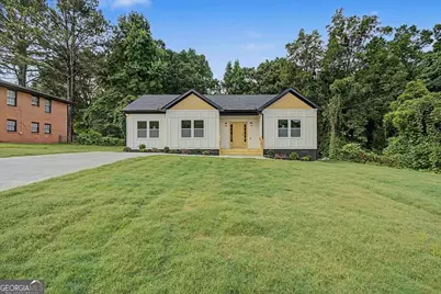 4621 Ashmore Drive, Forest Park, GA 30297 - Photo 4