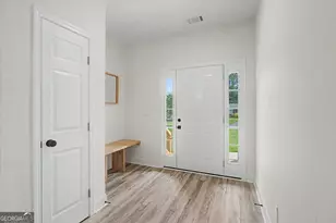 4621 Ashmore Dr, Forest Park, GA 30297 - Photo 8