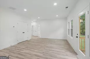 4621 Ashmore Dr, Forest Park, GA 30297 - Photo 14