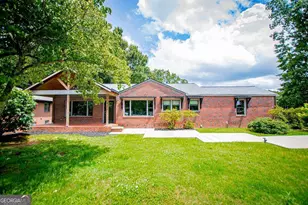 2024 Maple St, Carrollton, GA 30117 - Photo 2