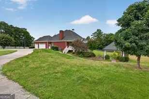 2835 Wallace Rd, Buford, GA 30519 - Photo 10