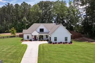 55 Mill Creek Dr, Newnan, GA 30265 - Photo 2