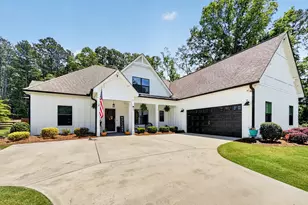 55 Mill Creek Dr, Newnan, GA 30265 - Photo 2