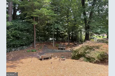 300 Johnson Ferry Road NE #B311, Atlanta, GA 30328 - Photo 4