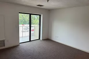 300 Johnson Ferry Road NE, Atlanta, GA 30328 - Photo 2