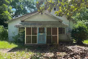 102 Mulberry St, Greensboro, GA 30642 - Photo 1