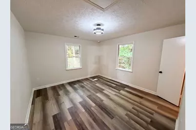 9315 Dogwood Place, Gainesville, GA 30506 - Photo 4