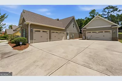 222 Thyme Leaf Way, Locust Grove, GA 30248 - Photo 2